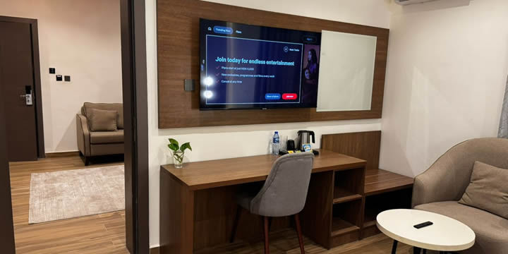 Checkinn HotelsYola3